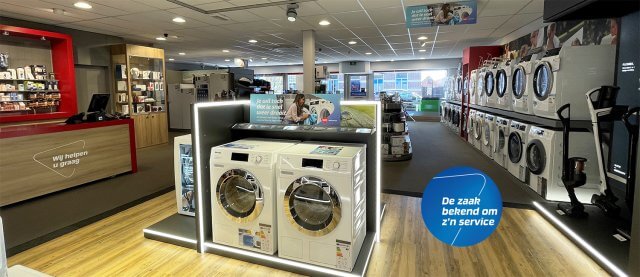 Electro World van der Poel 2